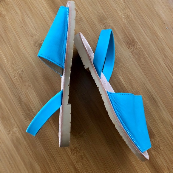 Plomo Spain Aqua Suede Sandals Flats Euro 37 US 7 - Picture 4 of 7